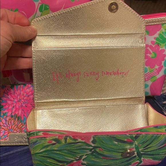 Lilly Pulitzer/Estee Lauder bundle (4 items) - Picture 9 of 14